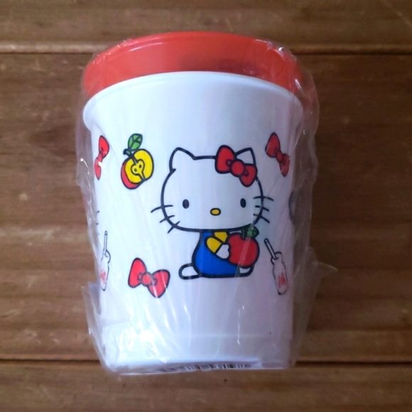 Hello Kitty kitchen bundle - Picture 3 of 16
